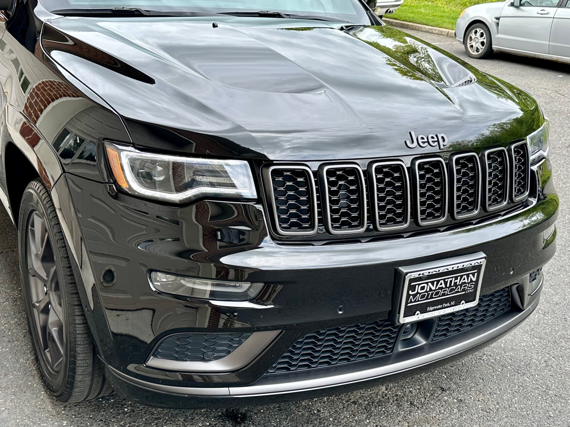 Used-2020-Jeep-Grand-Cherokee-Limited-X