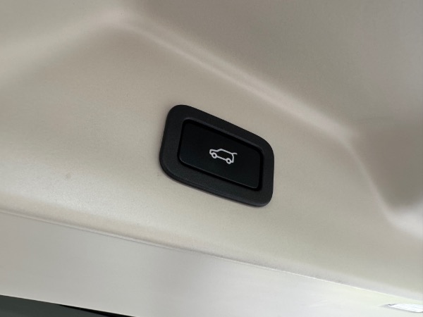 Used-2017-Land-Rover-Range-Rover-Supercharged