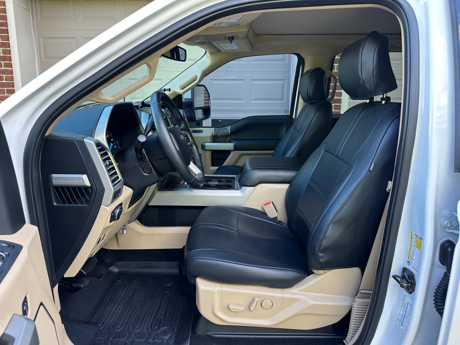 2017 Ford F-450 Super Duty Lariat - Photo 17