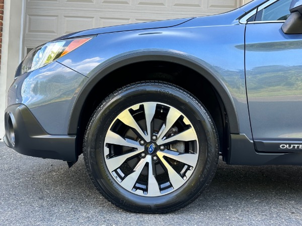 Used-2016-Subaru-Outback-25i-Limited-AWD