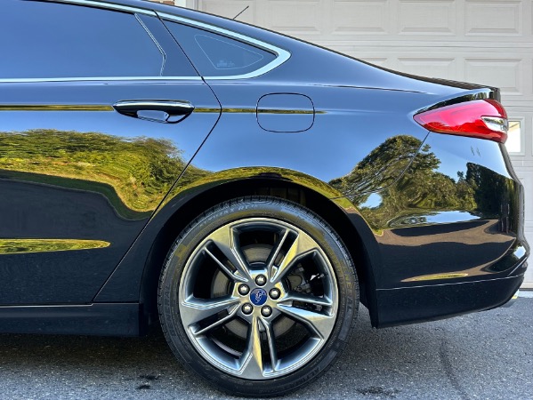 Used-2017-Ford-Fusion-V6-Sport