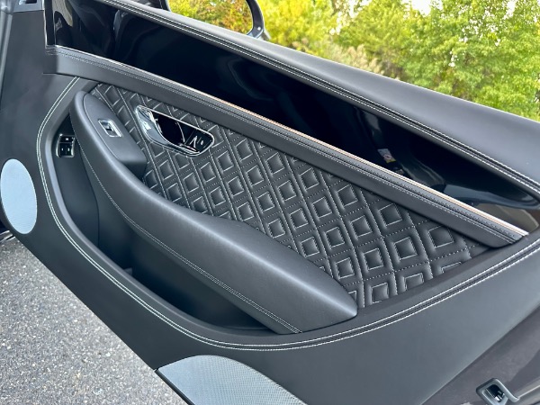 Used-2022-Bentley-Continental-GTC-V8