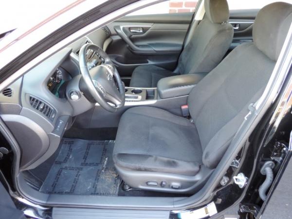Used-2015-Nissan-Altima-25-SV---BACKUP-CAMERA---BLUETOOTH