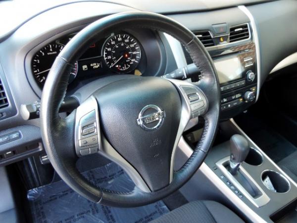 Used-2015-Nissan-Altima-25-SV---BACKUP-CAMERA---BLUETOOTH