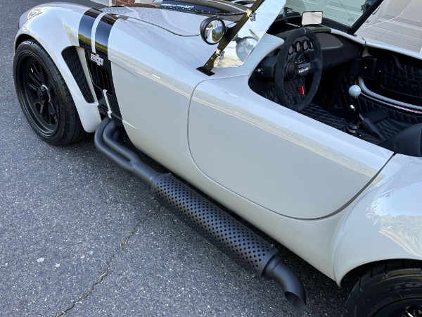 New-1965-Backdraft-Racing-Cobra-RT4B-GT