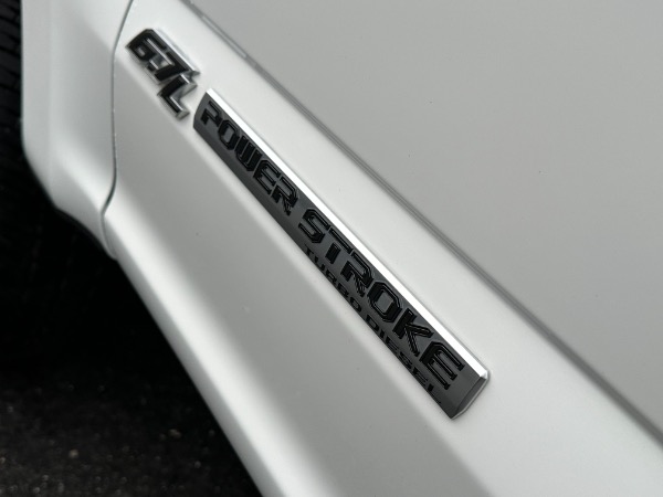 Used-2022-Ford-F-350-Super-Duty-Platinum