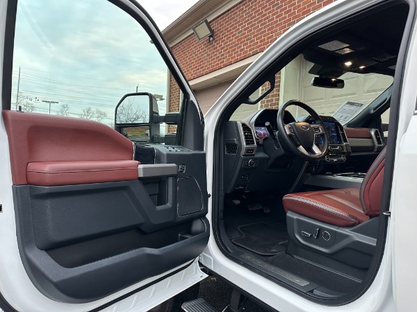 Used-2022-Ford-F-350-Super-Duty-Platinum