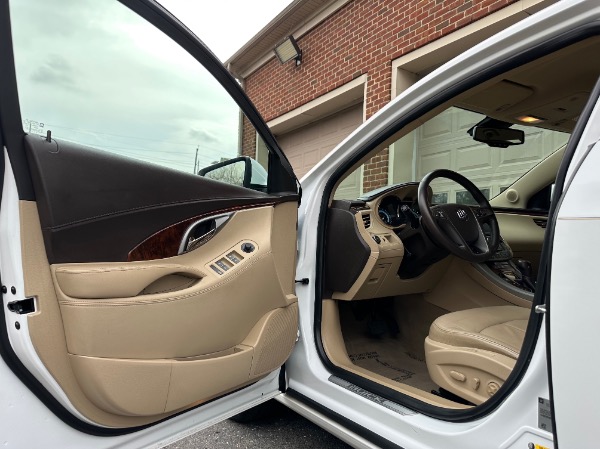 Used-2011-Buick-LaCrosse-CXL