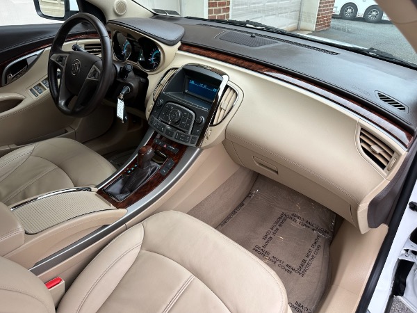 Used-2011-Buick-LaCrosse-CXL