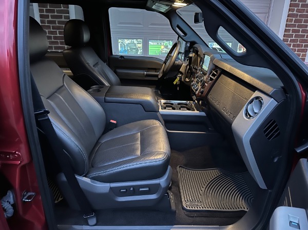 Used-2016-Ford-F-350-Super-Duty-Lariat-DRW