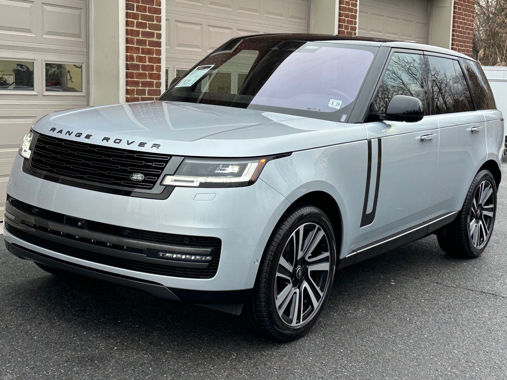 Edgewater Range Rover 2023 Land Rover Range Rover P400 SE Stock # 038352 for sale near ...