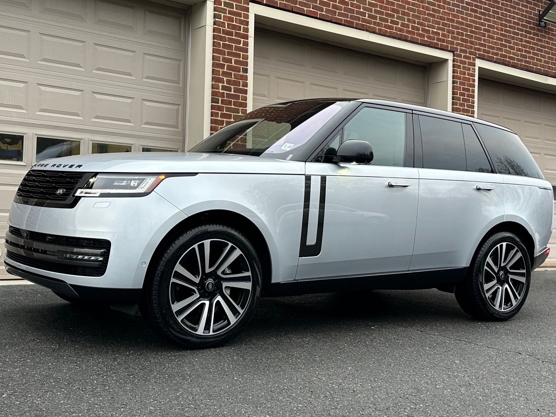2023 Land Rover Range Rover P400 SE Stock # 038352 for sale near ...