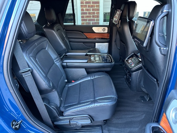 Used-2019-Lincoln-Navigator-Reserve