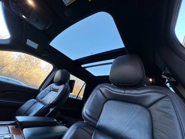 Used-2019-Lincoln-Navigator-Reserve