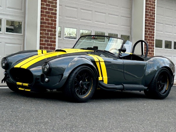 New-1965-Backdraft-Racing-Cobra-RT4B-427