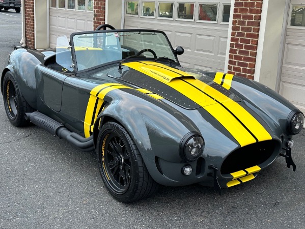 New-1965-Backdraft-Racing-Cobra-RT4B-427