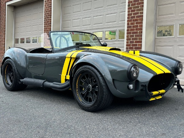 New-1965-Backdraft-Racing-Cobra-RT4B-427