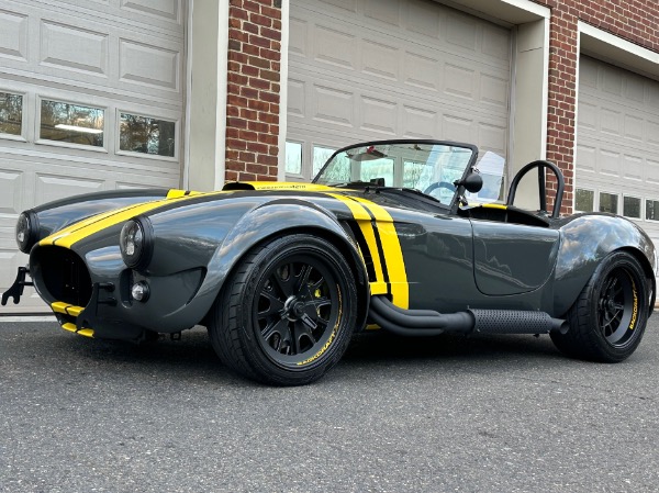 New-1965-Backdraft-Racing-Cobra-RT4B-427