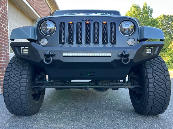 Used-2014-Jeep-Wrangler-Unlimited-Sahara