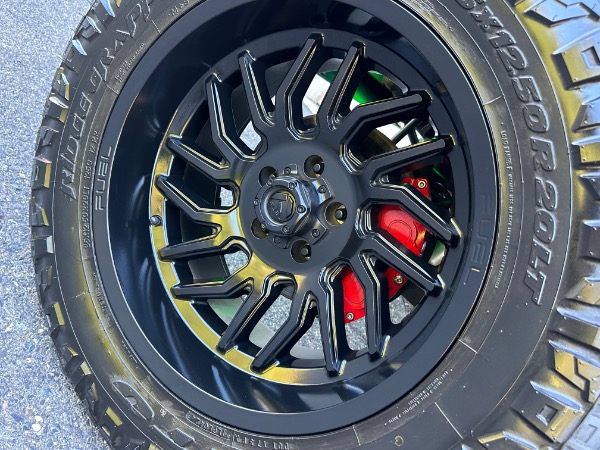 Used-2014-Jeep-Wrangler-Unlimited-Sahara