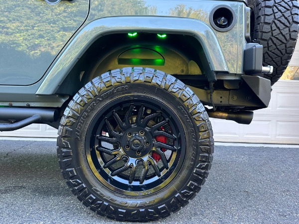 Used-2014-Jeep-Wrangler-Unlimited-Sahara
