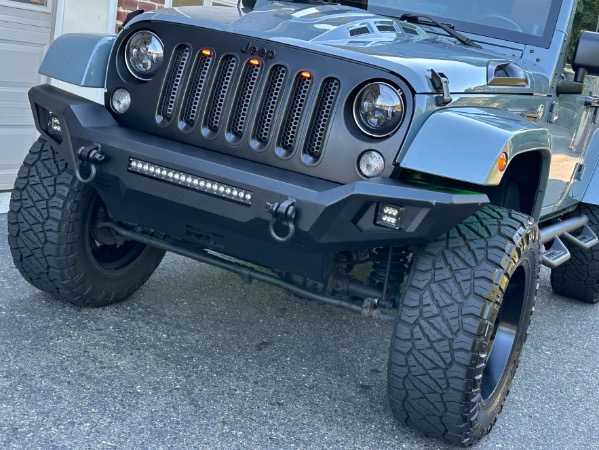 Used-2014-Jeep-Wrangler-Unlimited-Sahara