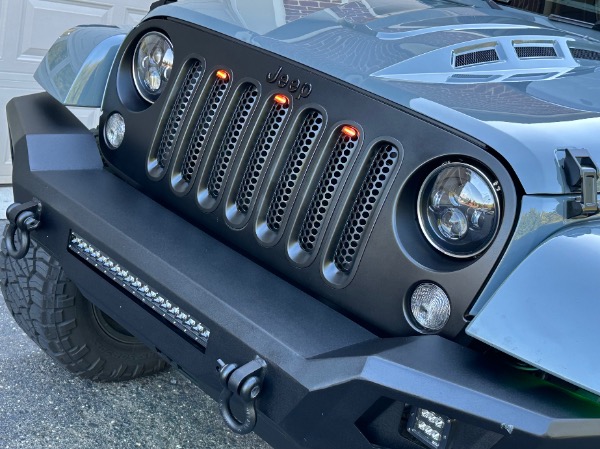 Used-2014-Jeep-Wrangler-Unlimited-Sahara