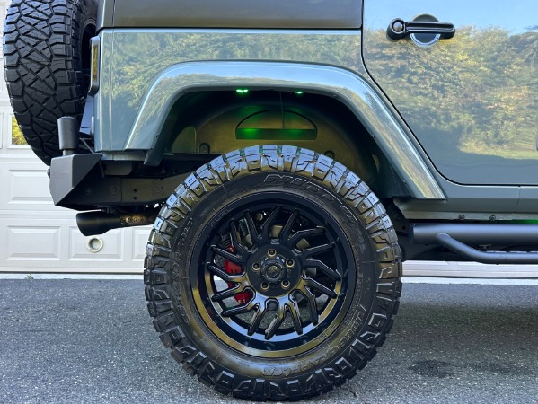 Used-2014-Jeep-Wrangler-Unlimited-Sahara