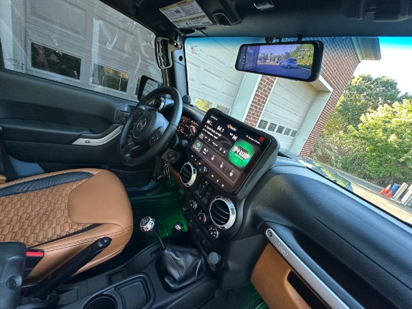 Used-2014-Jeep-Wrangler-Unlimited-Sahara