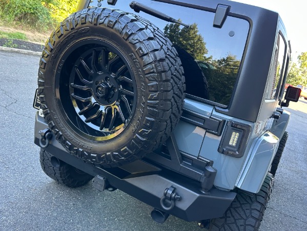 Used-2014-Jeep-Wrangler-Unlimited-Sahara