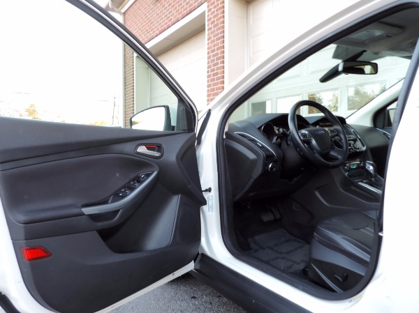 Used-2012-Ford-Focus-Titanium