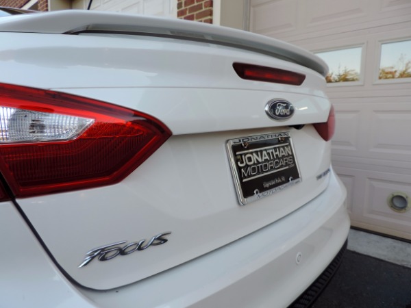 Used-2012-Ford-Focus-Titanium