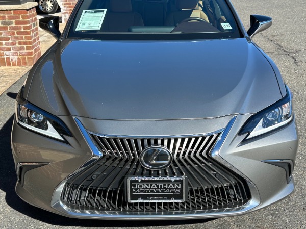 Used-2021-Lexus-ES-250-AWD-Premium