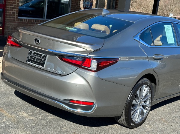 Used-2021-Lexus-ES-250-AWD-Premium