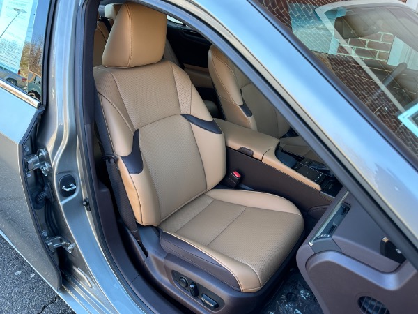 Used-2021-Lexus-ES-250-AWD-Premium