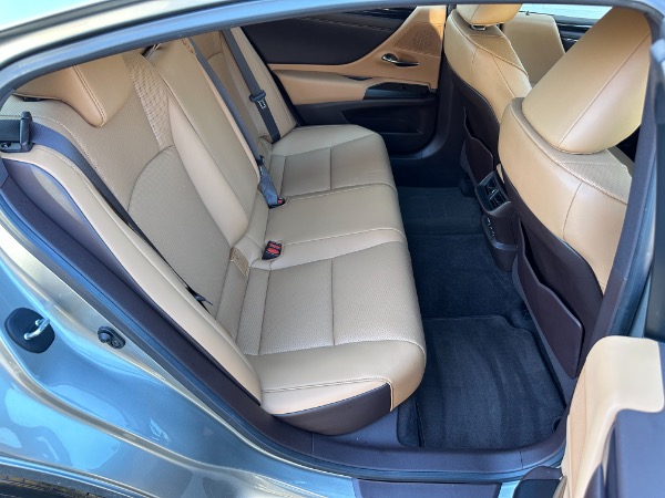 Used-2021-Lexus-ES-250-AWD-Premium