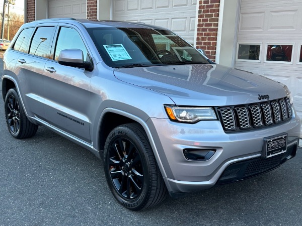 Used-2020-Jeep-Grand-Cherokee-Altitude
