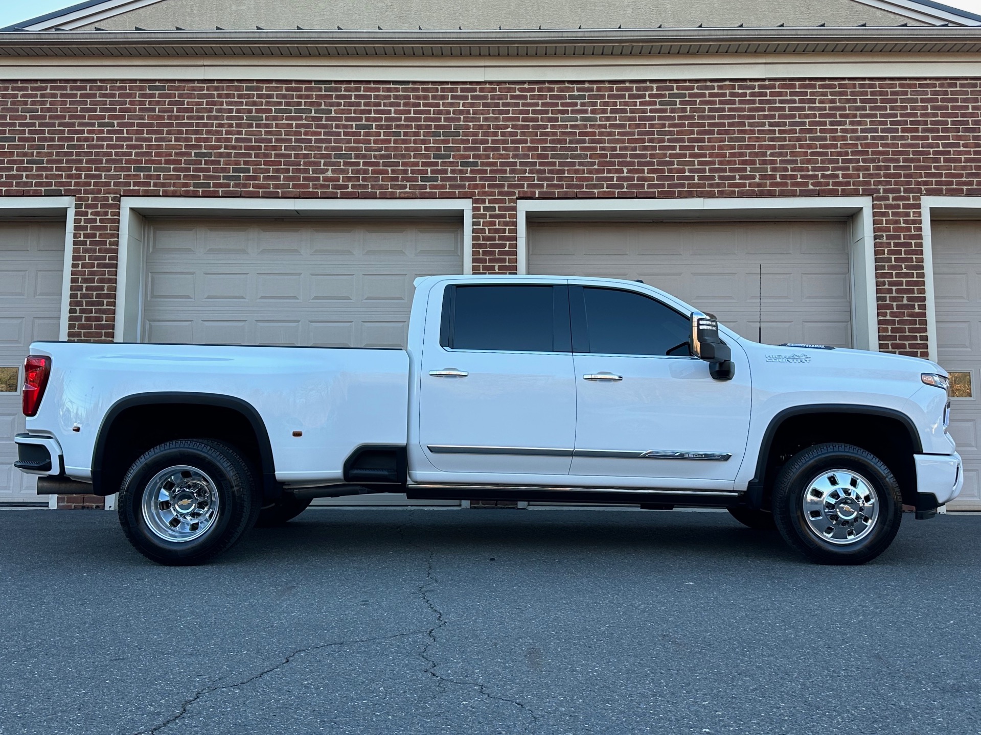 2024 Chevrolet Silverado 3500HD High Country Dually Stock 189187 for