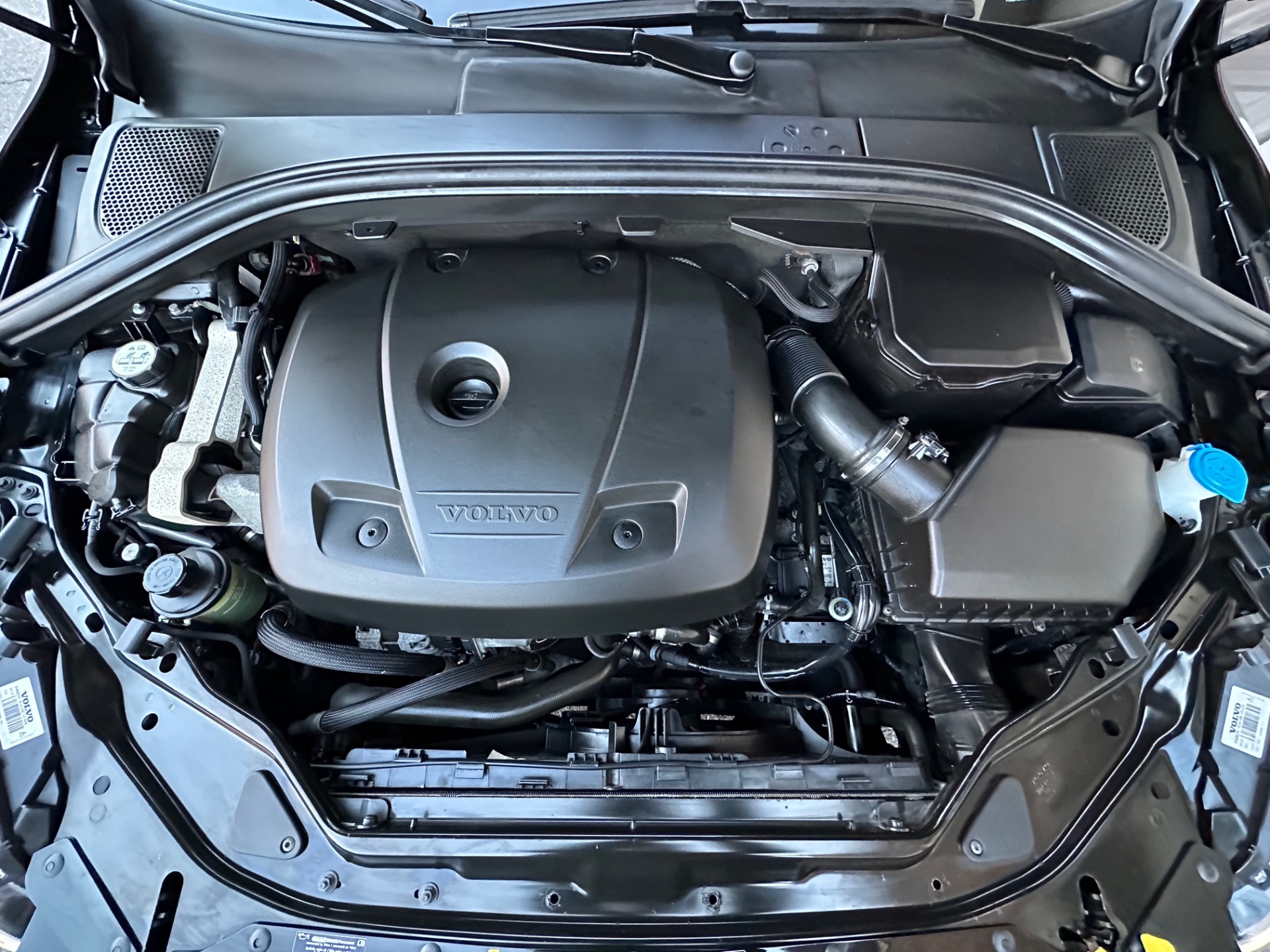 Used-2015-Volvo-XC60-T5-Drive-E-Platinum