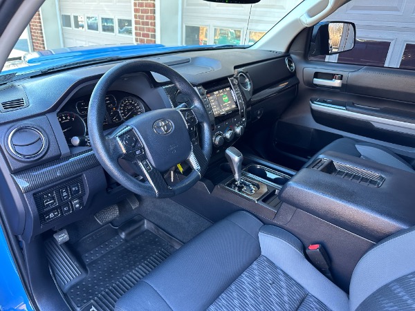 Used-2019-Toyota-Tundra-SR5