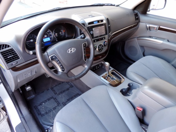 Used-2010-Hyundai-Santa-Fe-SE