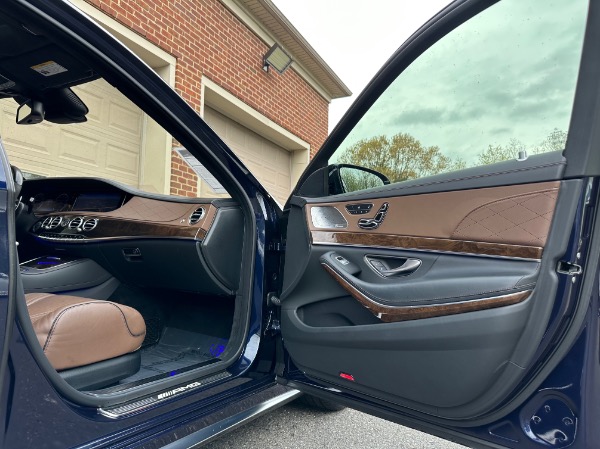 Used-2016-Mercedes-Benz-S-Class-AMG-S-63