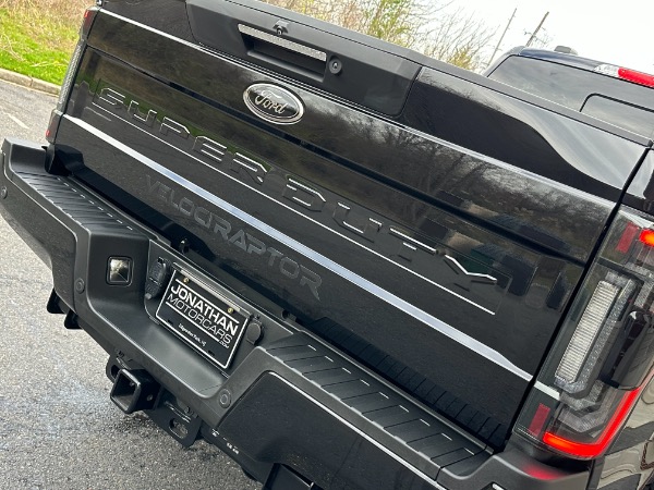 Used-2022-Ford-F-250-Super-Duty-Lariat-HENNESSEY-VELOCIRAPTOR-700