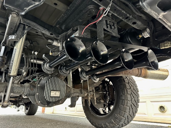 Used-2022-Ford-F-250-Super-Duty-Lariat-HENNESSEY-VELOCIRAPTOR-700