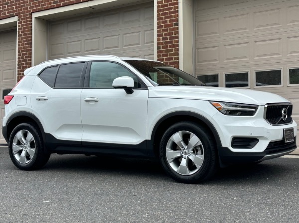 Used-2020-Volvo-XC40-T4-Momentum