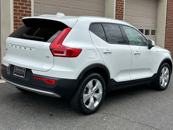 Used-2020-Volvo-XC40-T4-Momentum