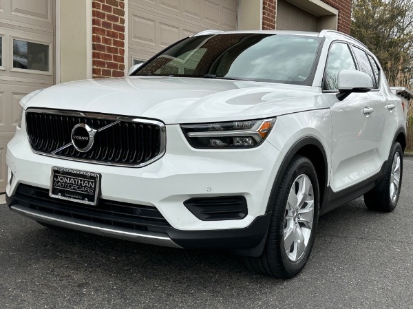 Used-2020-Volvo-XC40-T4-Momentum