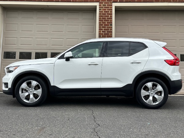 Used-2020-Volvo-XC40-T4-Momentum