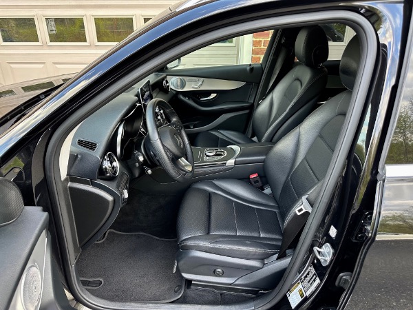 Used-2019-Mercedes-Benz-GLC-GLC-300-4MATIC