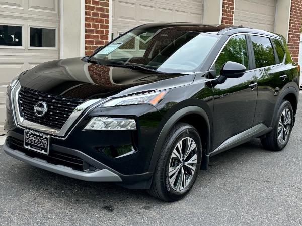 Used-2023-Nissan-Rogue-SV